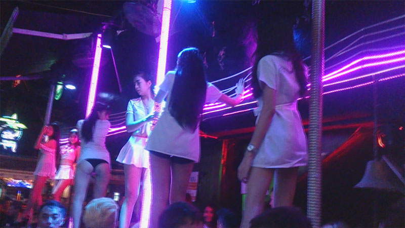 【動画あり!】プーケット最強の夜遊びスポット! 「 バングラ通り」を遊び倒せ!!男性必見です!